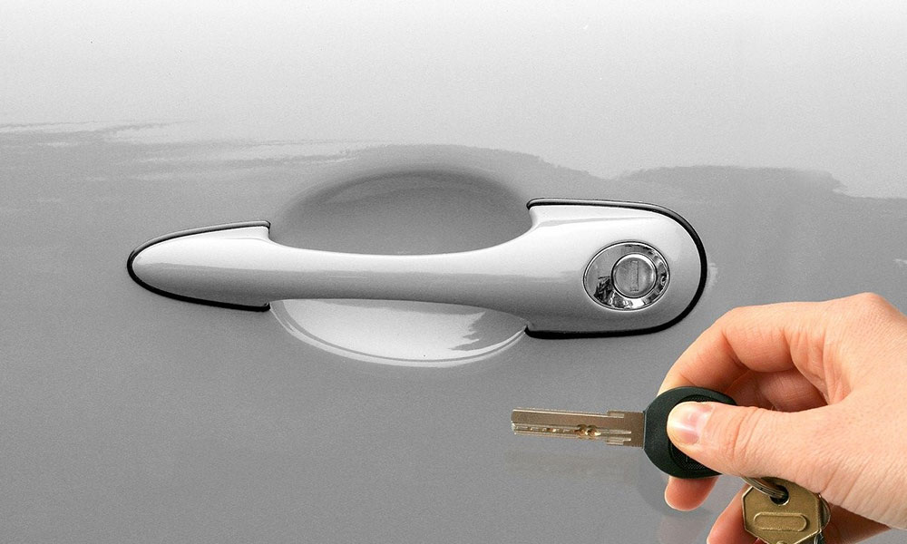 How Do Locksmiths Make a Car Key Without an Original One